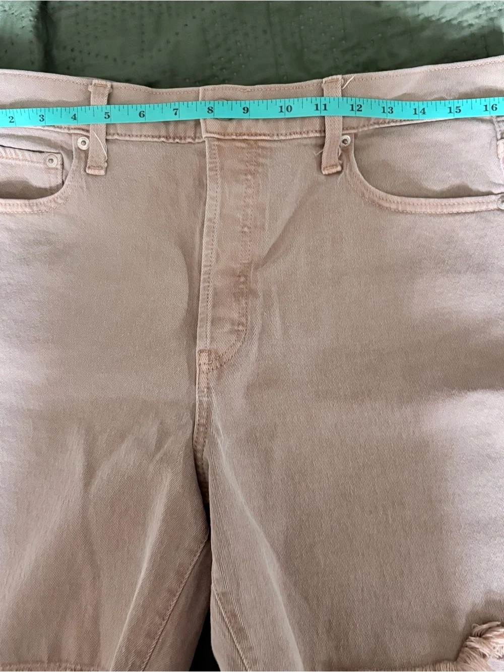 GAP Cheeky Midi Short High Rise Tan Denim Shorts Size 31 / 12R